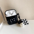 Custodia nera in silicone per AirPods Pro con fiocco a pois e ciondolo di perle - Nero