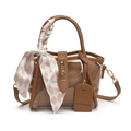 Braune transparente PVC Eimertasche mit Seidenschal-Griff und Leder-Innentasche - Braun