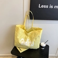 Borsa tote gialla di grande capacità con scritte Aiditu bianche e finitura stropicciata - Giallo