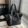 Borsa tote grande in pelle nera con trama litchi e fibbie dorate da donna - Nero