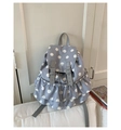 Dettaglio dello zaino grigio a pois con balze a tre strati e chiusura a coulisse regolabile - Stile a Pois / Grigio