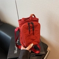 Wasserdichte rote Nylon-Umhängetasche mit Kordelzug für Wandern, Sport und Yoga - Rot