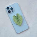 Detailed view of leaf shaped phone grip with realistic vein textures on a smartphone - Simulated Realistic Green Leaf Vein Style (10)