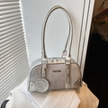 Bolso Boston plateado metalizado con panel de textura de madera y bandolera - Plateado