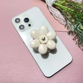 Dettaglio dell'impugnatura per telefono a fiore bianco con cuore d'oro sul retro - Supporto Magnetico / Fiore a Sei Petali Beige