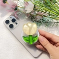 Dettaglio del supporto per telefono a tulipano con petali giallo perla e foglie verdi - Supporto Magnetico / Tulipano - Giallo