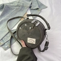 Borsa a tracolla rotonda in denim grigio scuro con borchie metalliche e manico superiore - grigio scuro