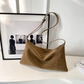 Borsa a spalla vintage in pelle scamosciata marrone con tracolla sottile in stile minimal - Cachi