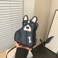Borsa a tracolla bulldog francese in ecopelle nera con occhiali da sole e osso decorativo - Nero
