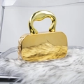 Borsa a mano dorata effetto specchio con catena metallica su pelliccia sintetica - Oro