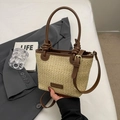 Stroh-Tragetasche mit braunem Lederbesatz und abnehmbarem Schultergurt in Beige - Braun
