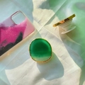Supporto per telefono in agata verde con bordo oro su cover sfumata glitter viola - Supporto Espandibile / Verde con bordo dorato