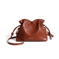 Sac seau vintage en cuir marron avec sommet plissé et bandoulière dorée élégante - Marron