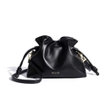 Sac seau minimaliste en cuir noir avec lettrage doré et texture souple plissée - Noir