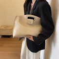 Sac fourre-tout beige minimaliste avec poignée métallique pour le bureau - Blanc Cassé