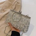 Pochette argento con paillettes con manico ad anello diamantato e motivo geometrico - Bianco