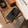 Minimalistische schwarze Damen Geldbörse mit Krokodilmuster und Gold Reißverschluss - Schwarz
