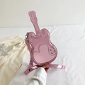 Borsa a tracolla rosa a forma di violino in pelle PU con borchie e cinturino regolabile - Rosa
