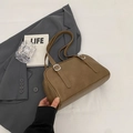Borsa a tracolla vintage marrone con doppi manici e fibbie argentate per donna - Sabbia