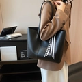 Borsa tote nera minimalista con foulard a righe decorativo per il pendolarismo quotidiano - Nero