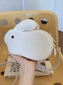 Borsa a tracolla bianca a forma di coniglio con trama litchi e catena dorata - Beige