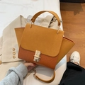 Borsa a mano bicolore in pelle scamosciata zenzero e pelle di coccodrillo marrone con catena - Marrone