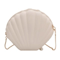 Borsa a tracolla a conchiglia in ecopelle bianco crema con catena d'oro e perla - Bianco Sporco