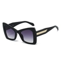 Occhiali da sole poligonali oversize con montura nera e lenti viola sfumate - Montatura Nera Lente Grigia Sfumata