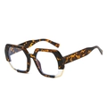 Fashionable oversized geometric tortoise shell sunglasses with gold metal accents - Tortoiseshell Frame