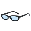 Modische schwarze Cat-Eye Sonnenbrille mit Vintage-Rahmen und hellblauen Gläsern - Schwarzer Rahmen Blaue Gläser