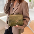 Borsa a tracolla retrò verde bosco in pelle PU con fibbia in ottone e manico superiore - Verde