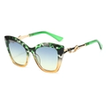 Lunettes de soleil œil de chat à monture marbrée verte et branches en métal doré - Monture Léopard Vert Verres Thé Gris