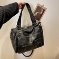 Grande borsa tote retrò in pelle PU nera con tasche esterne con cerniera funzionali - Nero