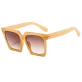 Classic square oversized sunglasses in ginger yellow with brown gradient lenses - Jelly Yellow Frame Gradient Gray Lens