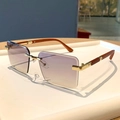 Occhiali da sole senza montatura con lenti viola sfumate e stanghette in legno - Blu Giallo a Grigio