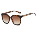 Fashionable oversized square sunglasses featuring tortoiseshell frames and gold bamboo legs - Leopard Frame Gradient Tea Lens