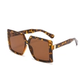 Retro oversized square tortoiseshell sunglasses with brown lenses and gold metal accents - Tortoiseshell Frame Tea Lens