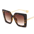 Square tortoise sunglasses for women with brown gradient lenses and gold metal temples - Tortoiseshell Frame Tea Lens