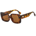 Retro square oversized sunglasses in tortoiseshell frame with dark brown lenses - Tortoiseshell Frame Tea Lens