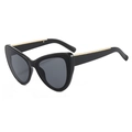 Occhiali da sole cat eye neri da donna con elegante accento in metallo dorato sulle aste - Montatura Nera Lenti Grigie