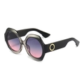 Occhiali da sole esagonali alla moda con lenti graduate e dettagli in oro sulle aste - Montatura Nera Lenti Grigio Rosa