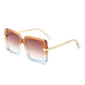 Occhiali da sole quadrati oversize con montatura sfumata arancione e blu e aste in metallo - Montatura Sfumata Marrone Blu Lenti Doppio Marrone