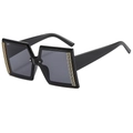 Chic square oversized sunglasses with black frame and golden wave metal accents - Black Frame Black Grey Lens