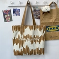 Borsa tote in tela beige con motivi astratti marroni e scritta artistica Pink Sunday - Motivo Cachi