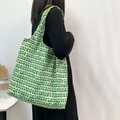 Vista dettagliata della borsa tote in tela a fiori verdi con motivi di tulipani - Tulipano Verde Crema (Con Fodera)