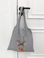 Minimalistische graue gestreifte Segeltuchtasche mit Kirsch-Print und großem Fassungsvermögen - Westentaschen-Stil / Kirsche Schwarz Gestreift