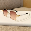 Classic square metal sunglasses with gold frame and brown gradient lenses for women - Tea Pink Gradient