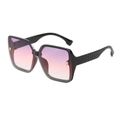 Gafas de sol cuadradas de gran tamaño con lentes degradadas moradas y detalle dorado - Marco Negro Lente Púrpura Rosa
