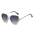 Lunettes de soleil œil de chat chic avec perles et verres violets dégradés - Monture Argentée Verre Gris Dégradé