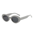 Modische ovale Sonnenbrille mit hellgrauem Rahmen und dunkelgrauen Gläsern im Retro-Stil - Grauer Rahmen / Schwarzgraue Gläser